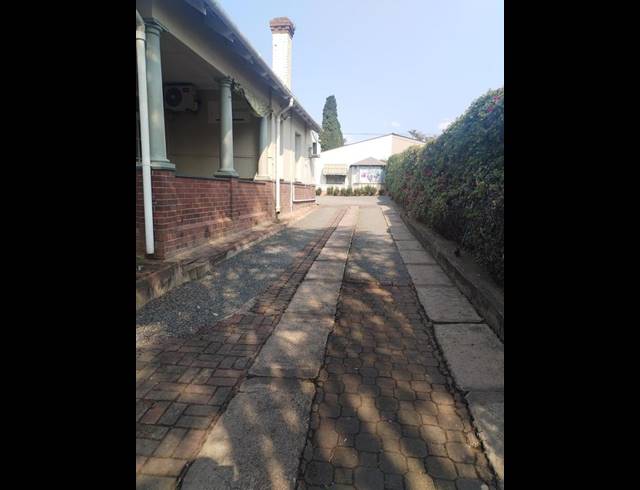 OFFICE PROPERTY TO RENT IN SCOTTSVILLE